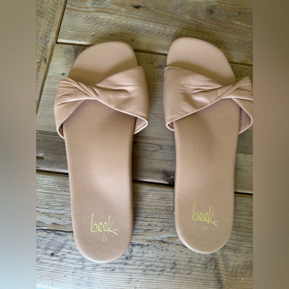 Beek Women's Cream Sandals